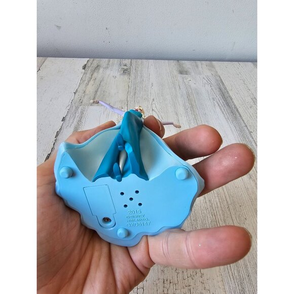 Hallmark Elsa Frozen 2015 Disney ornament Xmas tree - Picture 7 of 7